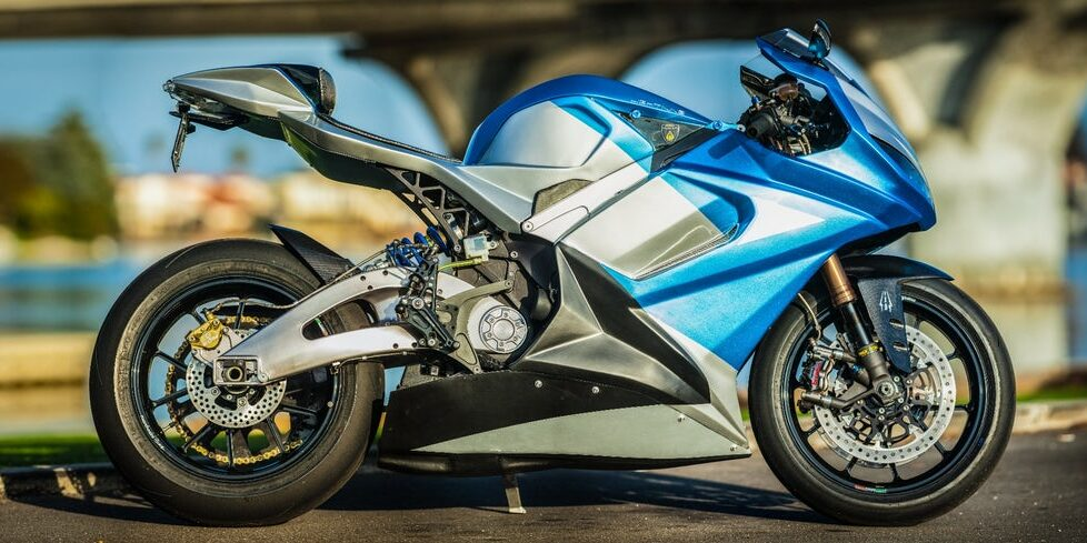 Lightning LS-218 (350 km/h): la superbike eléctrica que redefine la velocidad de producción